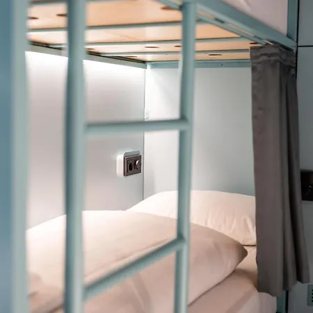 Bunks At Rode Vandrarhem Oslo