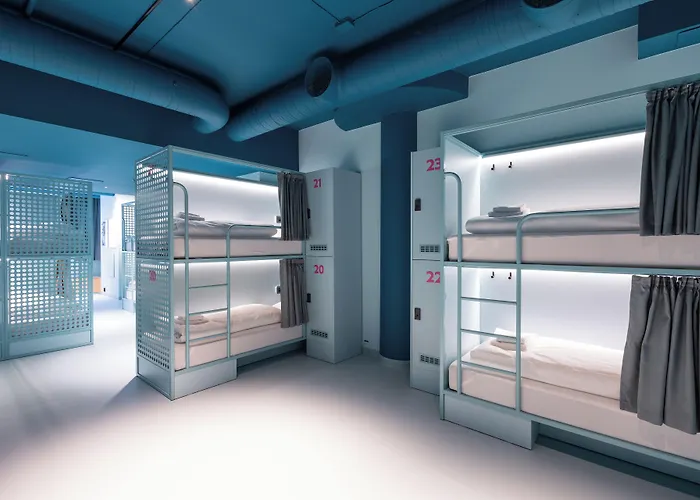 Bunks At Rode Hostel *