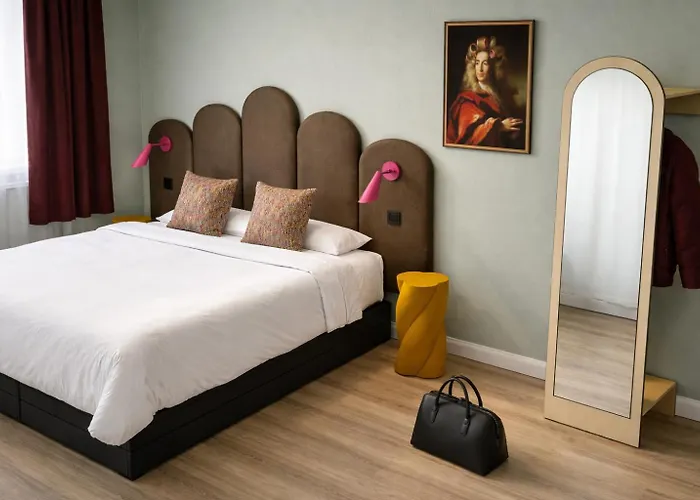 Hostel Bunks At Rode