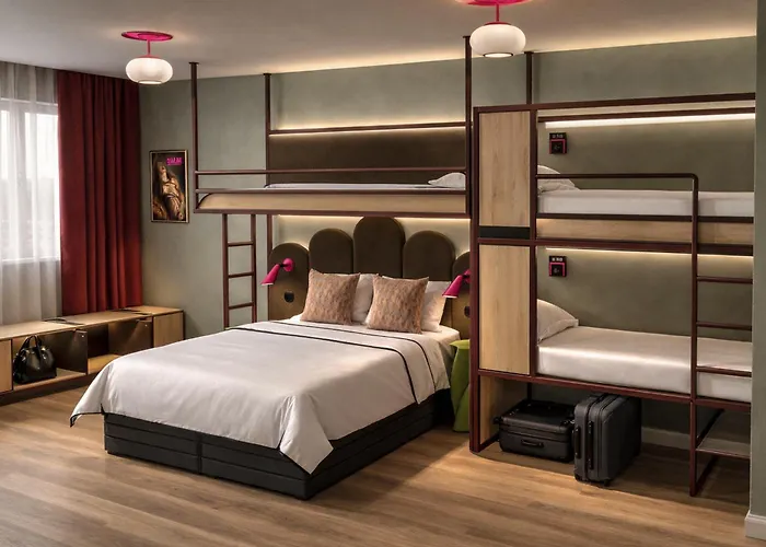Bunks At Rode Hostel