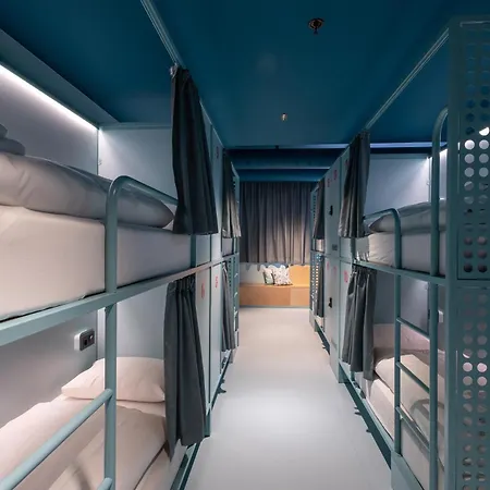Hostel Bunks At Rode Oslo